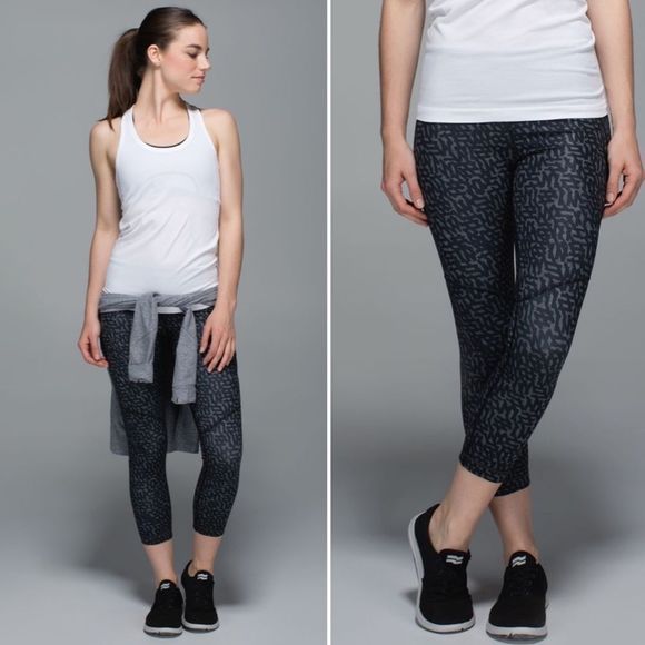 Lululemon All Sport Crop Legging Ace Spot  Lullaby Black - Picture 2 of 14